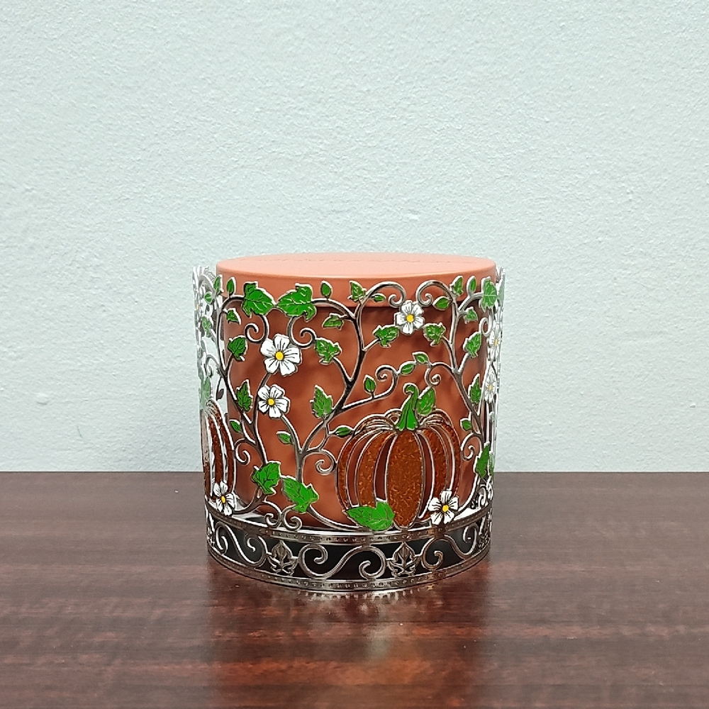 Bath & Body Works PRETTY PUMPKIN 3-Wick Candle Holder Sleeve - NWT